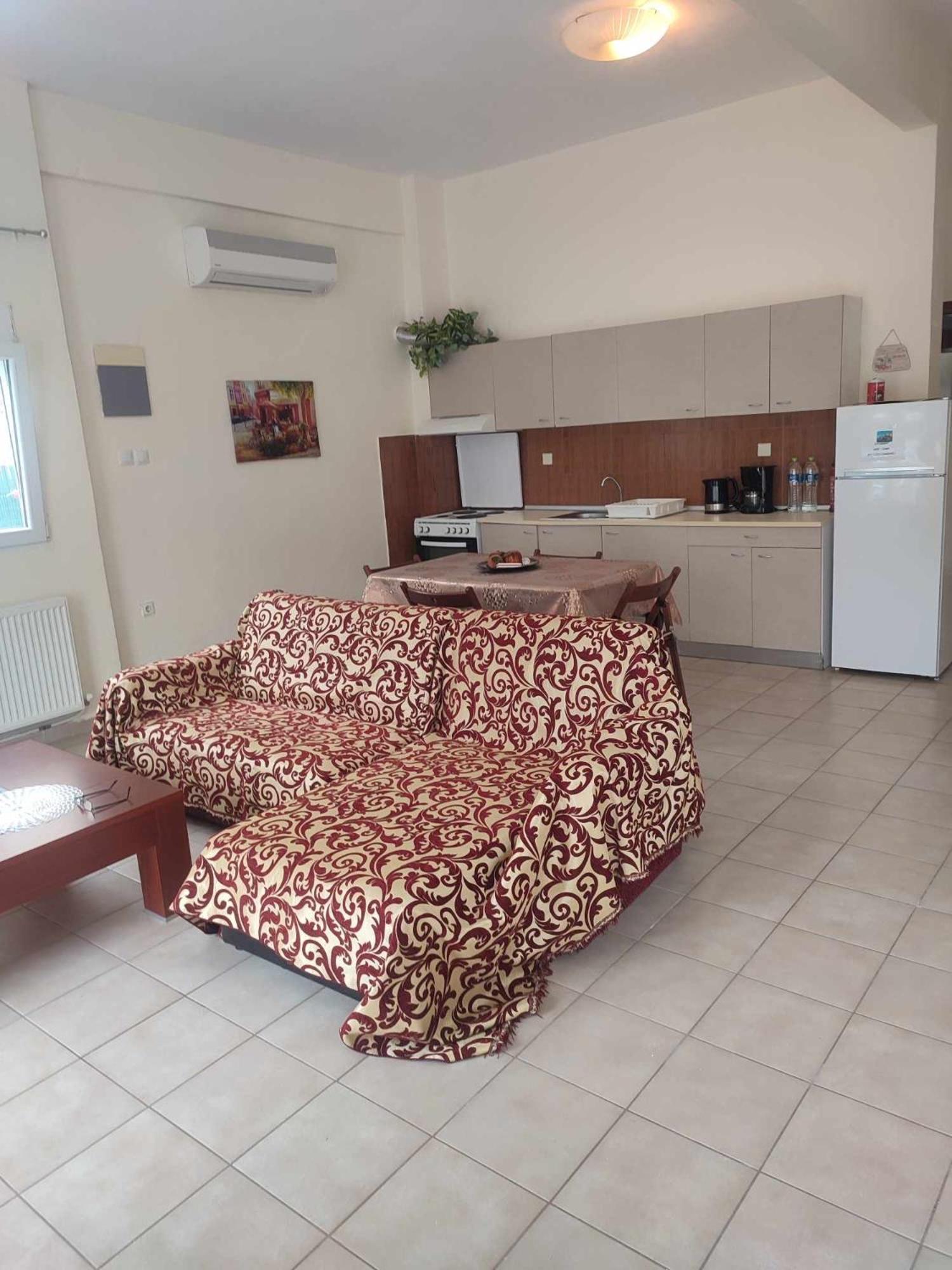Beautiful Apartment Anais Near The Sea Agia Trias Exteriör bild